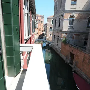 https://sunny-canal-a-c-wifi.hotelinveneto.com